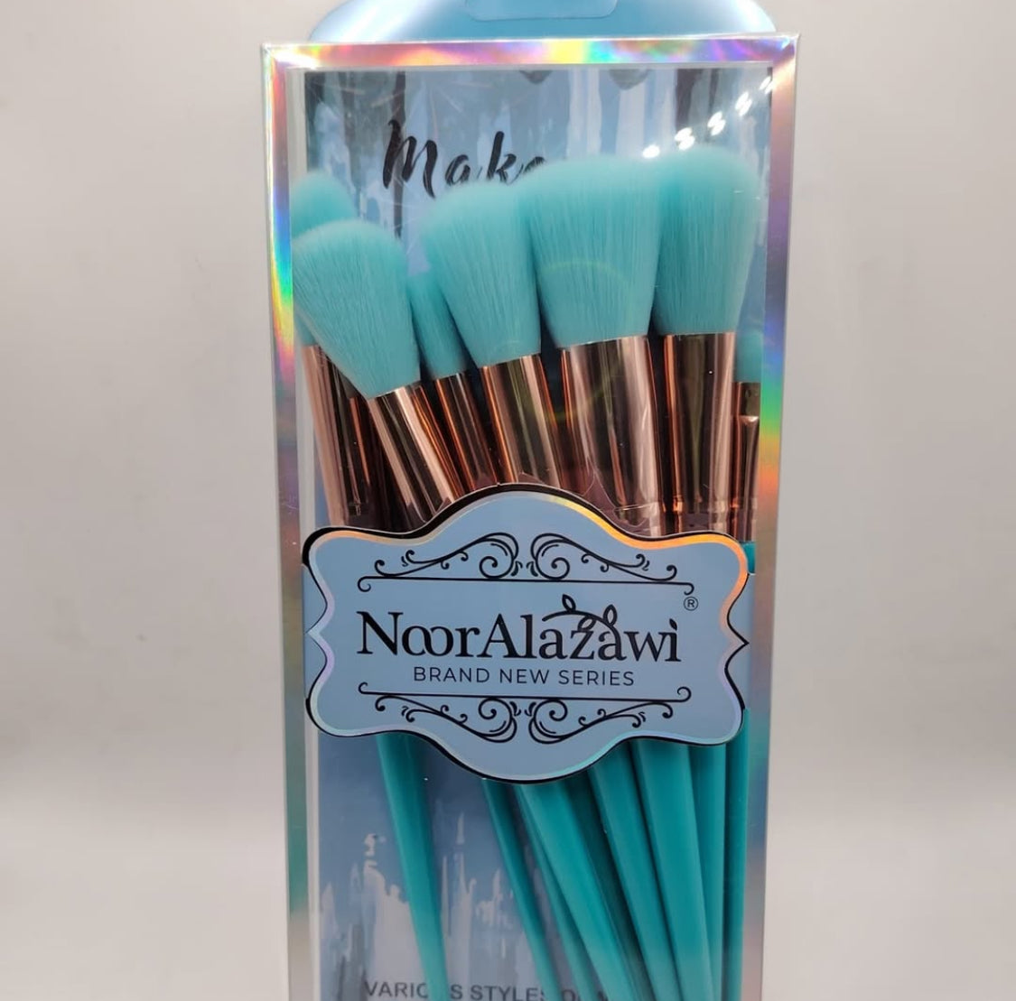 Kit de 13 pinceaux maquillage NoorAlazawi