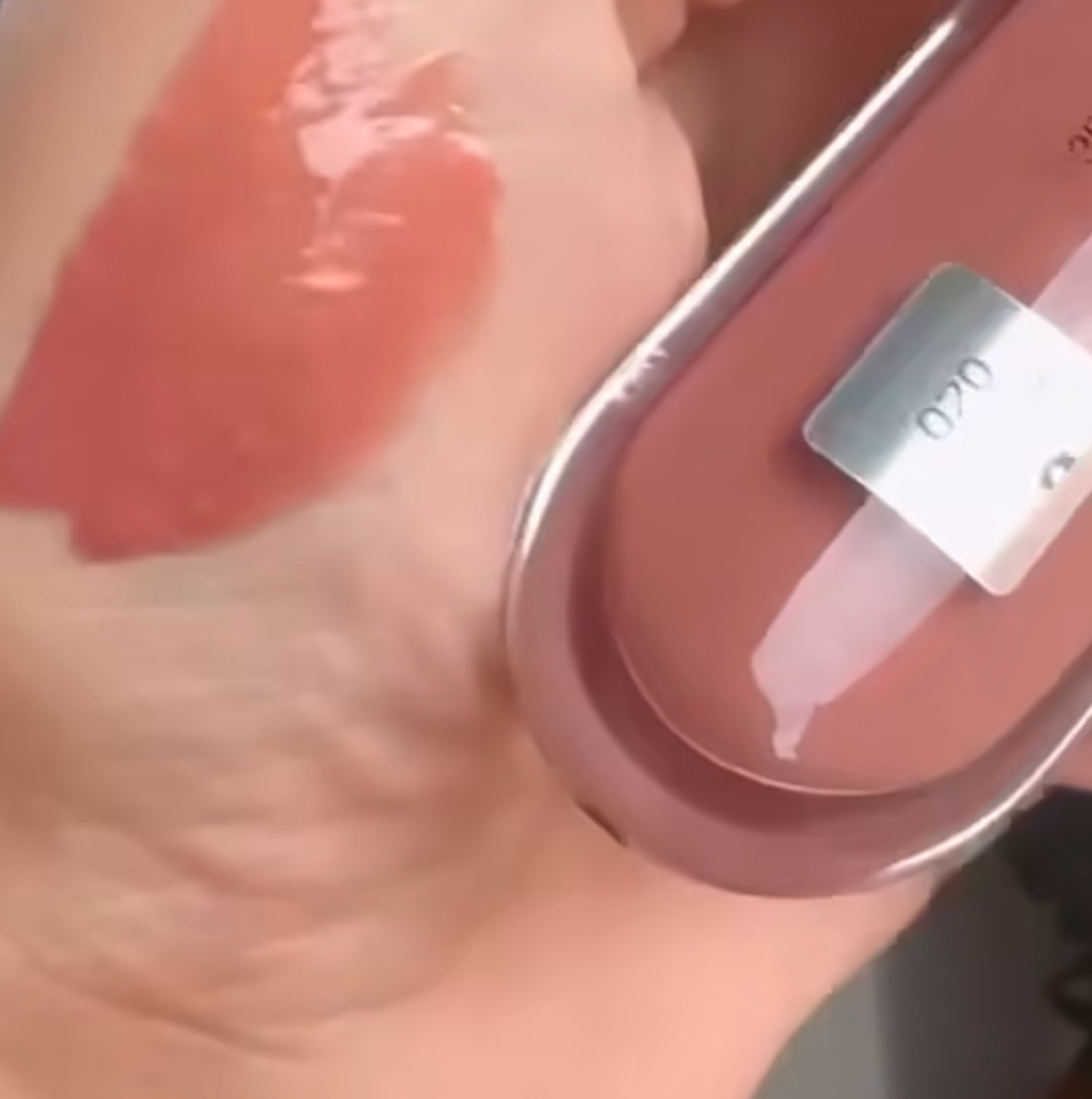 KIKO 3D HYDRA LIPGLOSS -20- Chestnut
