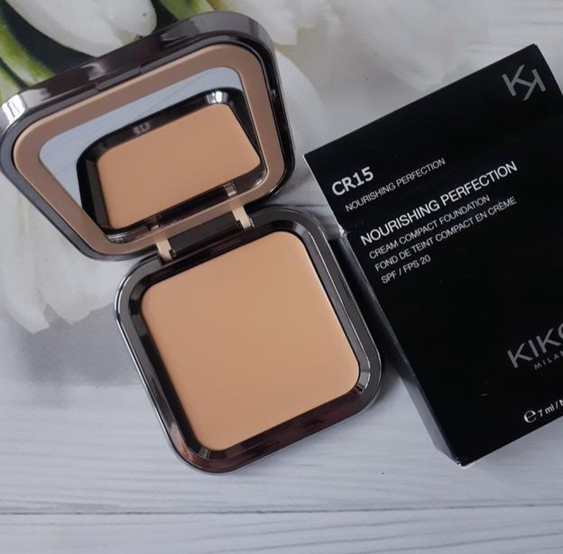 KIKO Weightless Perfection Wet And Dry Powder Foundation CR15