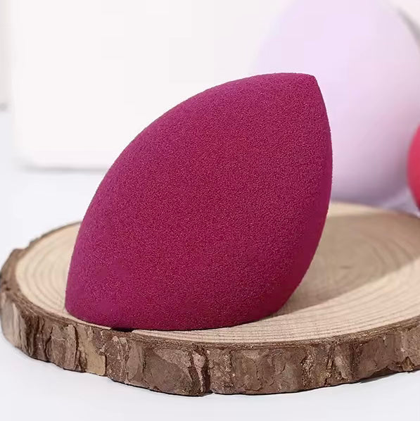 Beauty Blender Noor Alazawi