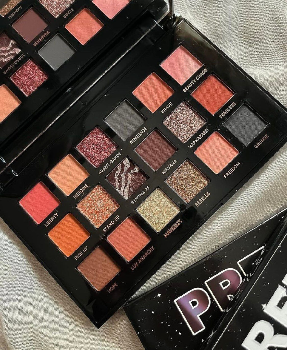 Palette Pretty Grunge WARDABEAUTY Dupe hudabeauty