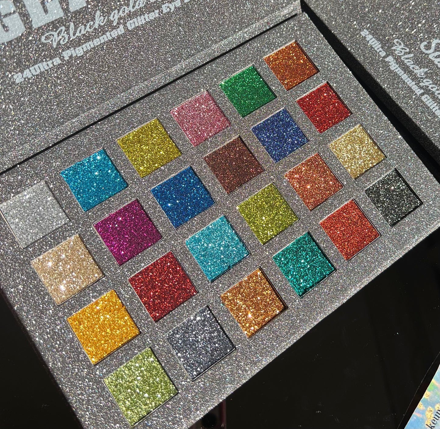 Palette Glitter Huda Beauty